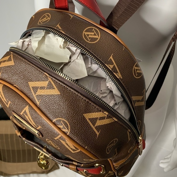 Adrienne Vittadini Signature Collection Backpack - Picture 9 of 14